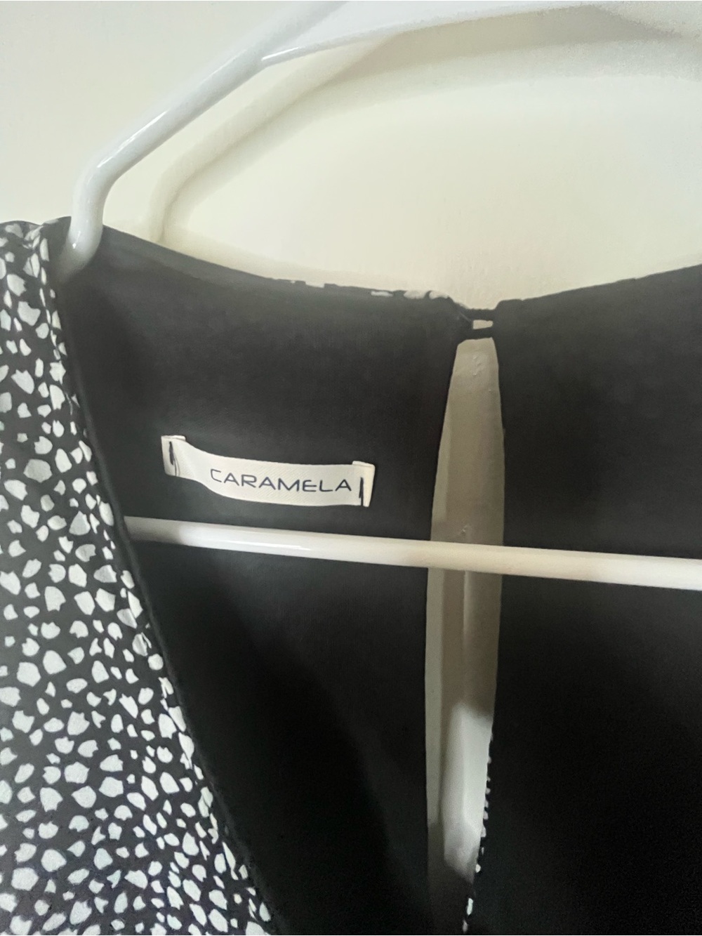 Women’s Black & White Printed Sleeveless Romper - Picture 5 of 5